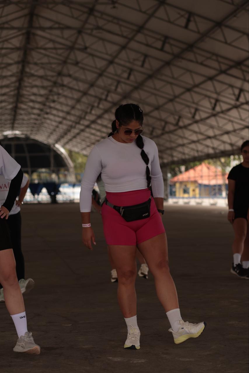 Participante se movimentando durante o primeiro MOVAÊ Run