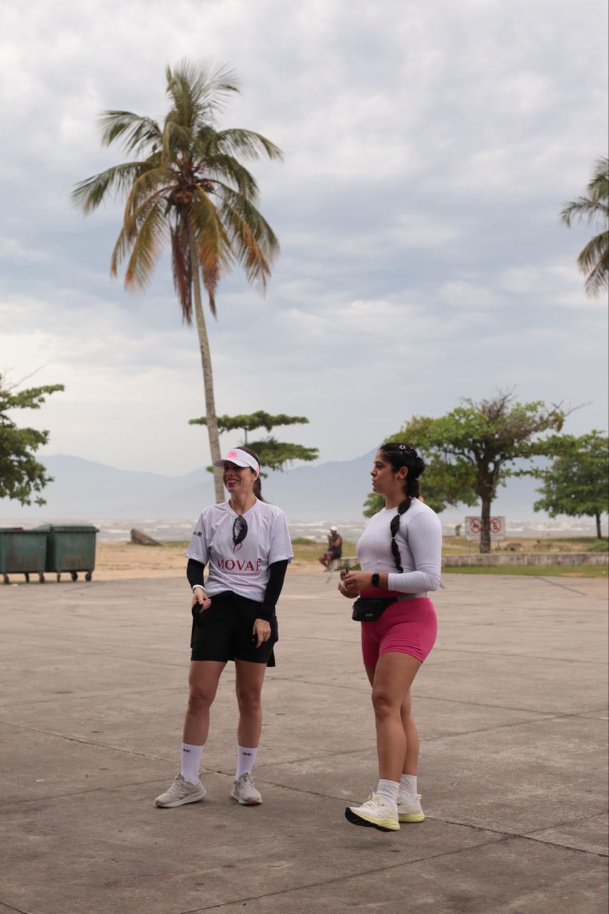 Duas participantes conversando durante o primeiro MOVAÊ Run